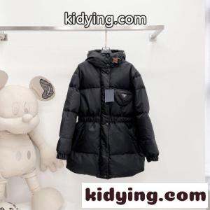 定番 カジュアル ナイロン フード付 プラダ コピーブランド ダウンジャケット コピー ウエストマーク ブラックkid26jWn8ba