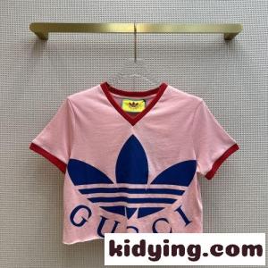 コピー adidas x gucci コピー クロップドTシャツ Vネック ロゴ プリント グッチ コピー Tシャツ コピー 半袖 トップスkid26bCaiOz
