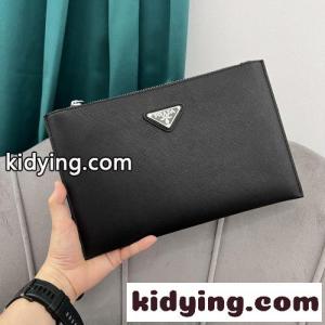 シンプル 上品 トライアングルロゴ プラダ コピーブランド バッグ コピー パーティー カジュアル クラッチバッグkid26y8T5bu