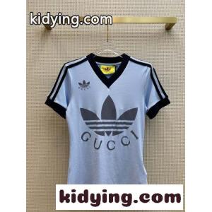 コピーブランド adidas x gucci コピーブランド Vネック コットン ジャージー グッチ コピーブランド Tシャツ コピー Vネック ロゴ プリントkid26LXfGfm