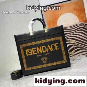 versace ブランド コピー×fendi ブランド コピー 大人気 ロゴ 高級感 トートバッグ ヴェルサーチ ブランド コピーェ バッグ コピー レディース カバンkid26yCiOru