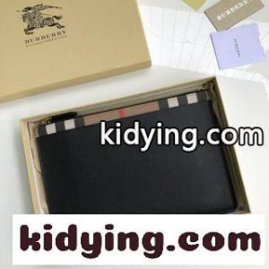 ハウス柄のパッチワークレザーファスナー収納袋 バーバリー コピー バッグ 手入れ コピー タブレットも簡単に収納できますkid26uOzSTD