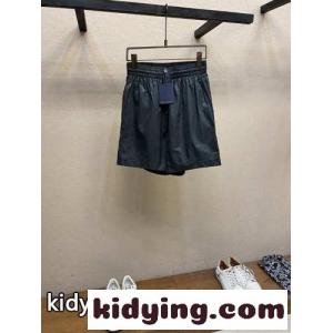 カジュアル ロゴ ショートパンツ ルイ・ヴィトン パンツ コピー ブラックkid26CaKf0b