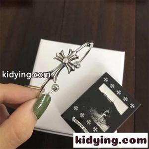 クロムハーツ コピー 偽物 バングル レディース クロスモチーフ CHROME hearts コピー シルバーカラー 調整可能 シンプルkidying26XrSvOr