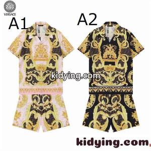 綺麗に決まるフォルム！ヴェルサーチ ブランド コピー versace ブランド コピー 半袖Tシャツ 上下セット 2色可選_ヴェルサーチ ブランド コピー versace ブランド コピー_ブランド コピー 激安(日本最大級)kid26vKzaei
