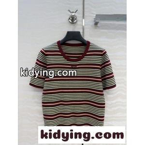 マルチボーダー 半袖ニット プラダ ブランド コピー ニット 偽物 クルーネック コットンkid26q4jmqm