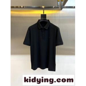 プラダ コピー Tシャツ 偽物 洗練された シンプル 半袖 ポロシャツ ブラックkid26Cy099b