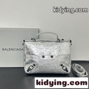 おしゃれ 合わせやすい ハンドバッグ バレンシアガ コピーブランド バッグ コピー シルバーkid26uiyGLb
