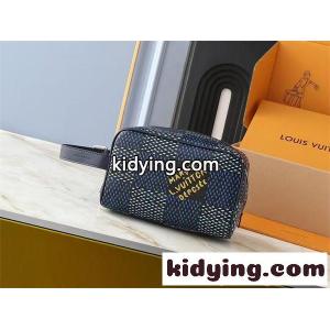 ルイヴィトン コピー Louis vuitton コピー コピー ポーチ ダミエグラフィット ミニバッグ 化粧ポーチ ハンドストラップ付き コンパクト収納 トラベル 小物ケース 男女兼用kidying26fCKbme