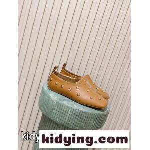 人気 スタイリッシュ RITAフラット クロエ シューズ コピー キャメルkid26Sfu8Da