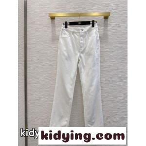 洗練された ターンロック デニムパンツ シャネル スーパーコピー ジーンズ コピー ホワイトkid26PziCqu