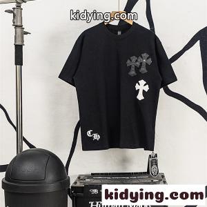クロムハーツ コピーブランド コピー Chrome hearts コピーブランド 半袖Tシャツ ブラック ホワイト 刺繍ロゴ レザーパッチ クロスモチーフ バックデザイン 本革風 切替デザイン 綿素材 通気性 クルーネック オーバーサイズ ストリート モード系 ユニセックス 夏人気kidying260HHHbi