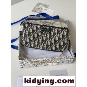 クリスチャン・ディオール コピー バッグ コピー Oblique Bow チェーンポーチkid26Pbammm