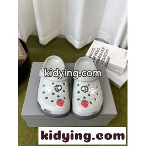 軽量 EVA クロッグサンダル バレンシアガ ブランド コピー サンダル スーパーコピーkid269LjS9D