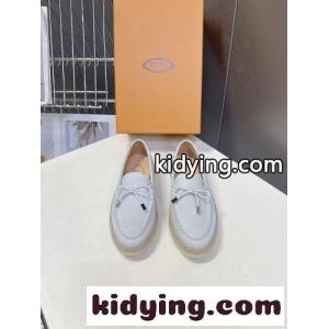 カジュアル 上品 スエード ローファー トッズ モカシン スーパーコピー グレーkid26jqiaKr