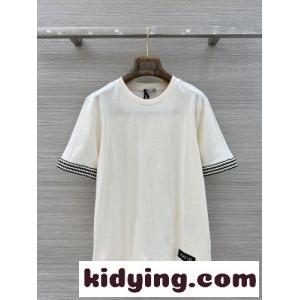 お洒落 カジュアル コットン 半袖Tシャツ モンクレール コピー Tシャツ コピー ホワイトkid26uqW51r