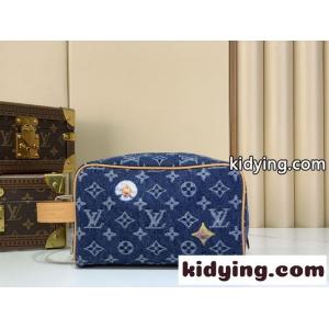 M28363 ロッカー ドップ･キット ルイ・ヴィトン バッグ スーパーコピーkid26b495Xb