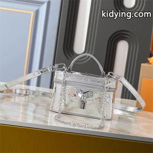 シルバーメタリック Louis vuitton コピー 刻印ロゴ ルイヴィトン コピー ミニボックスバッグ 偽物 レディース フューチャリスティックkidying2601vuiq