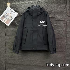ブラックハードシェル ユーティリティ機能的 balenciaga コピー バレンシアガ コピー 偽物 アウター  季節限定モデルkidying26CKneme