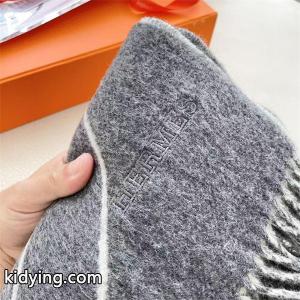動物柄刺繍 2 色展開 エルメス コピー風 スーパーコピー マフラー 秋冬保温高品質アクセサリーkidying26WveCai