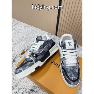 LV trainer☆☆大胆なトレンド感を楽しむ  ルイ ヴィトン コピースニーカースーパーコピー 春夏のお出かけを軽快に LOUIS vuitton コピーブランド コピー 激安(日本最大級)kidying26ayC0vq