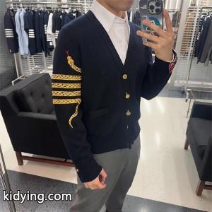2026新作❤❤ トムブラウン スーパーコピーカーデガンコピーTHOM browne スーパーコピー秋冬コレクション男女OK上品kidying26zeqWjm