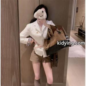 burberry コピー 2026春夏も引き続き人気セール 大人可愛いスタイル バーバリー コピー_綿入りジャケットスーパーコピーブランド激安通販 専門店kidying26bG5rCq