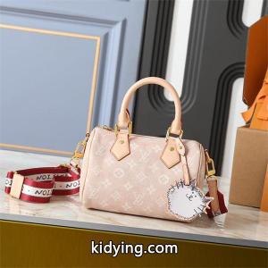 Louis vuitton コピーブランド ピンクモノグラム キャットアクセサリー ルイヴィトン コピーブランド ボストンバッグ コピー レディース キュートkidying26vyOnWz