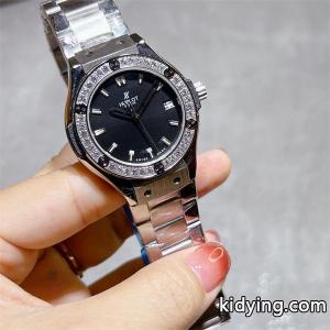 hublot コピー ブラックダイヤモンド装飾 シルバーブレス ユブロット コピー 時計 フェミニン 高品質 腕時計kidying26jaiqai