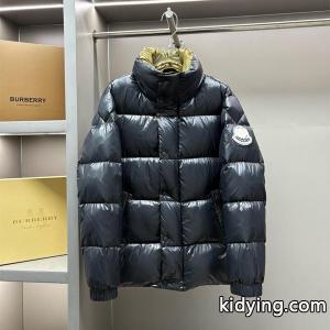 ゴールド裏地×光沢チャコール 2026秋冬ラグジュアリー モンクレール コピーブランド moncler コピーブランド 偽物 ダウンジャケットkidying26P9jqWz