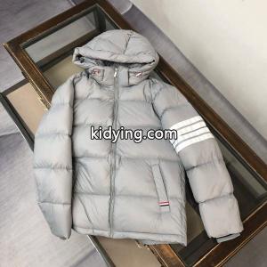 2026秋冬最新❤実用性に溢れるアイテム THOM browne コピー トムブラウン コピー偽物 ダウンジャケット 大人のこなれ感抜群定番kidying2619LnKj
