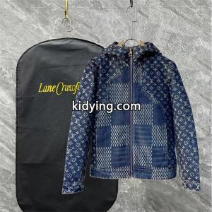 Louis vuitton コピー ルイヴィトン コピー 偽物 デニムダウンジャケット 秋冬限定 高級感溢れる 人気 ネイビーブルー パッチワークデザインkidying2615Xruy