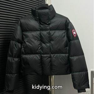 カナダグース コピーブランド Canada goose コピーブランド レッド 2026秋冬 華やかファー ダウンジャケット スーパーコピーkidying26q8fyCa