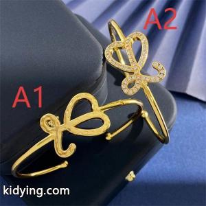 ロエベ コピー ブレスレット アナグラムロゴ ゴールドバングル loewe コピー コピー 高品質N級品kidying26aCiKHn