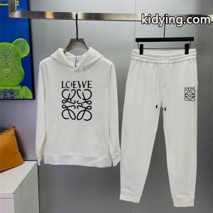 大人カジュアルの決定版 ロエベ ブランド コピー loewe ブランド コピー コピー ホワイトセットアップ 2026秋冬コレクションkidying261HLH5j