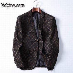 2026LOUIS vuitton コピーブランド ルイ ヴィトン コピーブランド 服 コピー オシャレ感度が高まる 優しい雰囲気を醸し出し スーツkidying26aiGzWf
