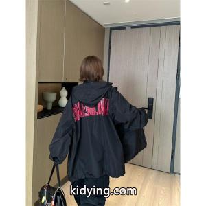 balenciaga コピー コピー フードジャケット ロゴプリント ナイロン素材 オーバーサイズ アウター バレンシアガ コピーkidying26DiW59b