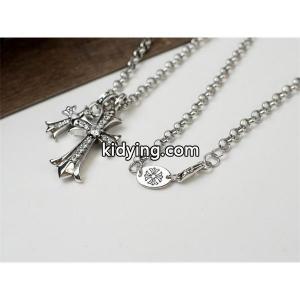 クロムハーツ ブランド コピー コピー 洗練 優美 シルバーネックレス クロスチャーム ラインストーン CHROME hearts ブランド コピーkidying26HriqWf