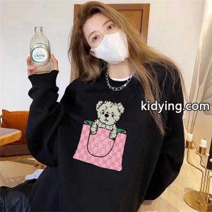 グッチ コピー コピー 着心地抜群 テディベア バッグプリント スウェット トレーナー ブラック gucci コピーkidying26uKnSHn