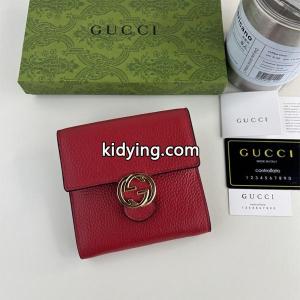 gucci スーパーコピー コピー 二つ折り財布 レッドレザー コンパクトで華やかな デザイン モード系 グッチ スーパーコピーkidying26iK9LPb