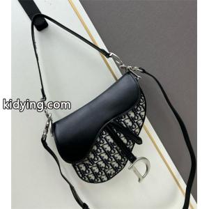 ディオール スーパーコピー dior スーパーコピー SADDLEコーデにアクセントをプラス レディースバッグ オフィスコーデもシャレ見え_ブランド コピー 激安(日本最大級)kidying26ii8LXb