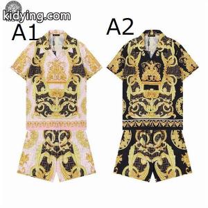 綺麗に決まるフォルム！ヴェルサーチ コピーブランド versace コピーブランド 半袖Tシャツ 上下セット 2色可選_ヴェルサーチ コピーブランド versace コピーブランド_ブランド コピー 激安(日本最大級)kidying26vKzaei
