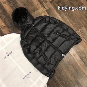 moncler ブランド コピー モンクレール ブランド コピー ダウンジャケット 定番から限定まで 一番人気限定アイテム 最安値男性用ダウンジャケットスーパーコピーブランド激安通販 専門店kidying26ia0Xru