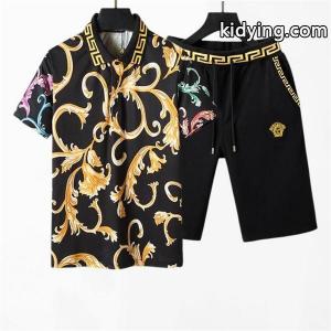 HOT人気セールヴェルサーチ スーパーコピーコピーversace スーパーコピー刺繍ロゴ付き無地Tシャツ&ショートパンツセットアップメンズスポーツ上下セットkidying2601PjWf