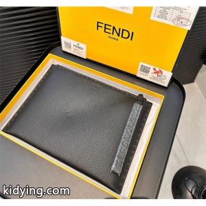 冬ムードを盛り上げる　フェンディ コピー手持ちバッグコピー動きやすく楽チンなスタイル　fendi コピー _ブランド コピー 激安(日本最大級)kidying26KXje0z