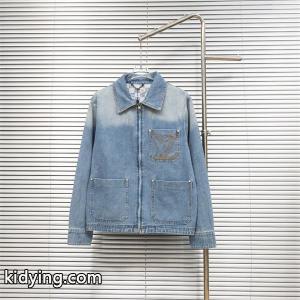 2026秋冬 トレンド感 ライトデニム ブルー LOUIS vuitton コピーブランド ルイヴィトン コピーブランド コピー ジャケット 今季注目度高めkidying26faSX1v