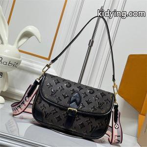 人気急上昇 レアデザイン 上質クラシック LOUIS vuitton コピー ルイヴィトン コピー コピー ショルダーバッグkidying26GnaiKD