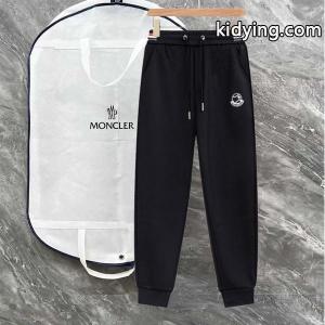 話題 ブラック ワンポイントロゴ 快適シルエット 秋冬注目 モンクレール コピーブランド コピー moncler コピーブランド スウェットパンツkidying26a0Lfme