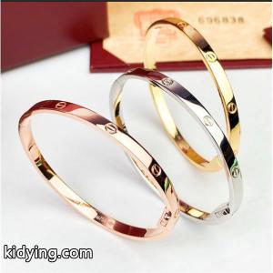 【2026-26最新】カルティエ スーパーコピー ラブ ブレスレットコピー スリムモデル ミラー仕上げ スクラッチロックcartier スーパーコピー Love Braceletkidying26WHDaai