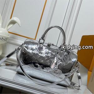 LOUIS vuitton ブランド コピー ルイヴィトン ブランド コピー コピー 話題独占 モード系 高級エレガント ハンドバッグkidying26z8zqOr